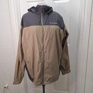 Columbia Men's Two-Tone Rain Jacket